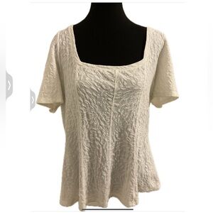 ETT-TWA By Anthropologie Textured Off White square neck .